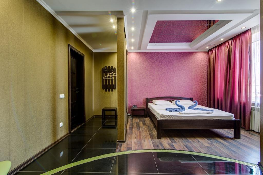 Hotel Bansay Dniepropietrowsk Zewnętrze zdjęcie
